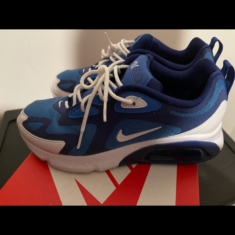 Nike Air Max 200